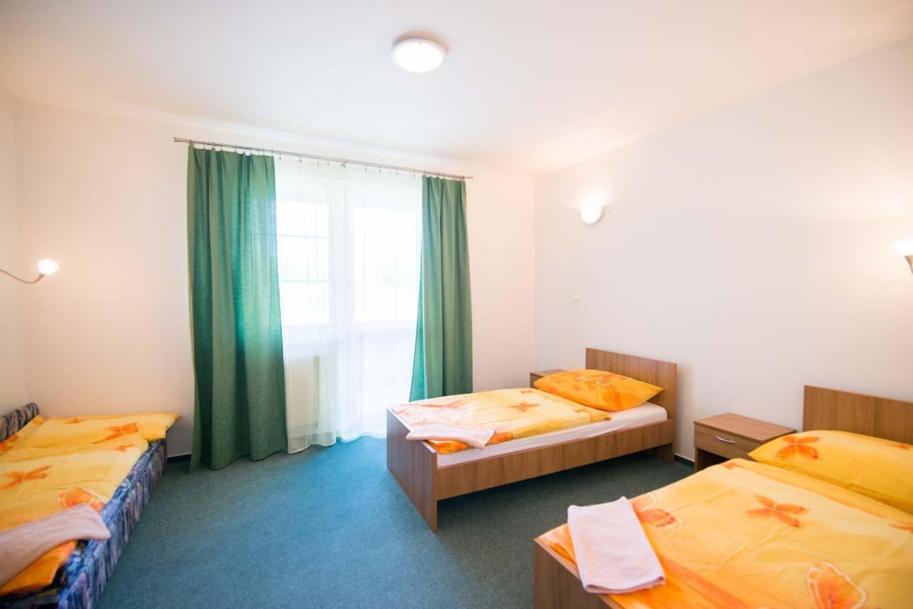 Penzion Krahule Kremnica Esterno foto